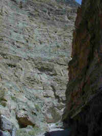 Narrows in Fall Canyon.JPG (30326 bytes)