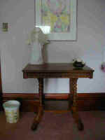Table in Becky's Room.JPG (14189 bytes)